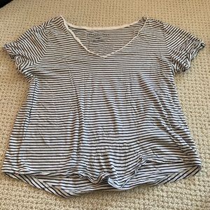 Aeropostale t shirt